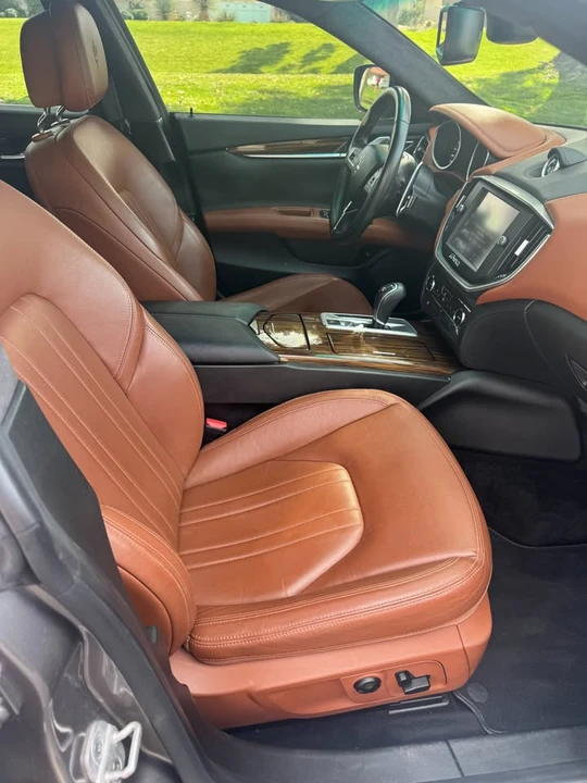 2014 Maserati Ghibli 3rd Gen - Image 16 of 18