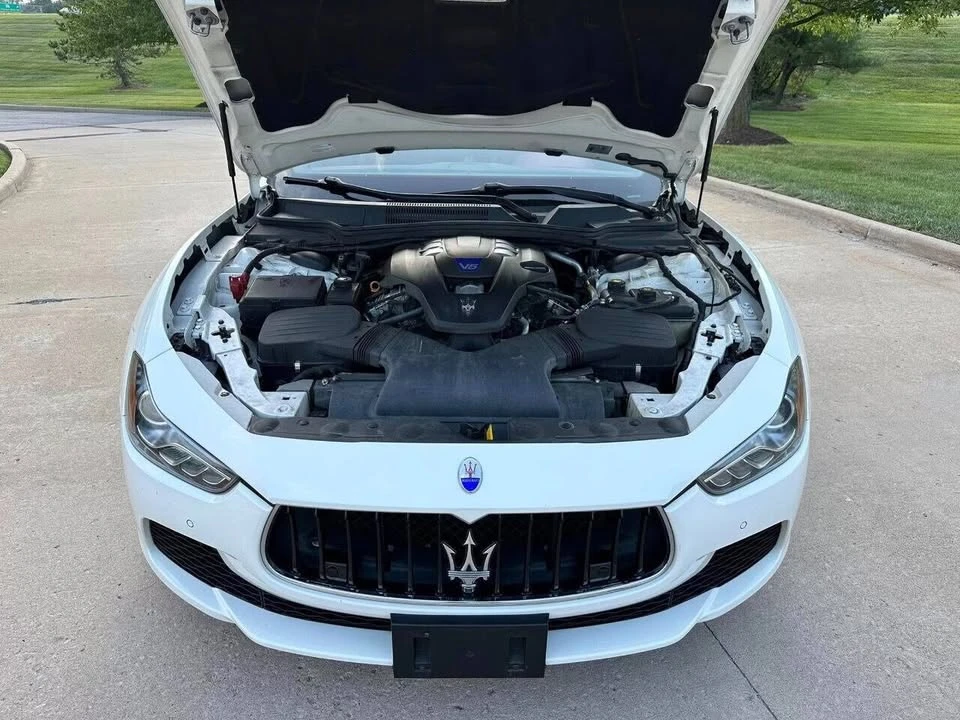 2014 Maserati Ghibli 3rd Gen - Image 11 of 18