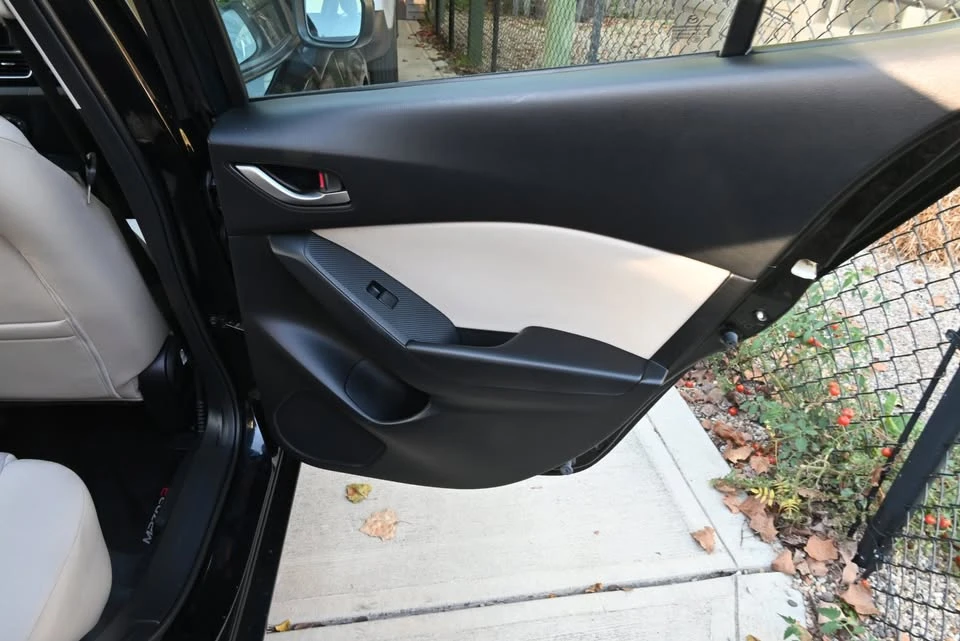 2014 Mazda Mazda 3 3rd Gen - Image 8 of 16