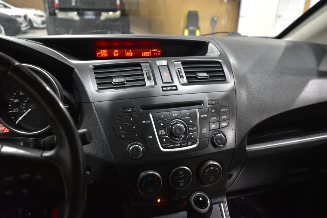 2014 Mazda Mazda 5 - Image 19 of 21