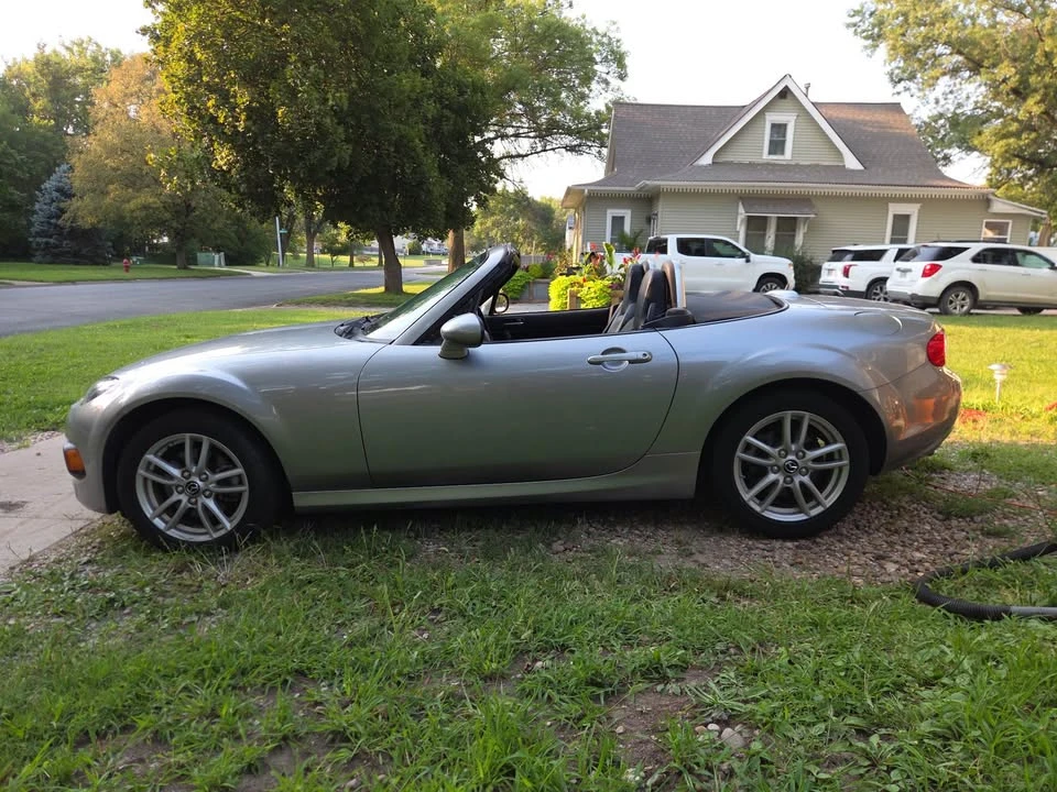 2014 Mazda NC MX-5 Miata - Image 2 of 9