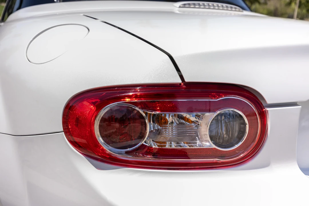 2014 Mazda NC MX-5 Miata - Image 23 of 31