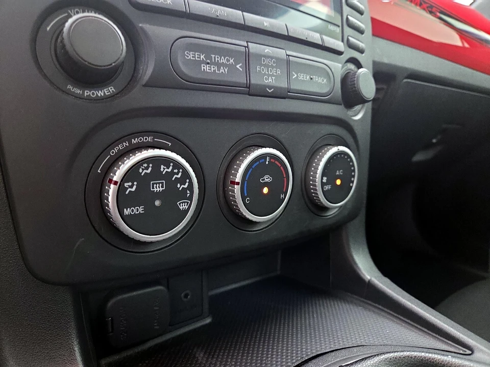 2014 Mazda NC MX-5 Miata - Image 16 of 24
