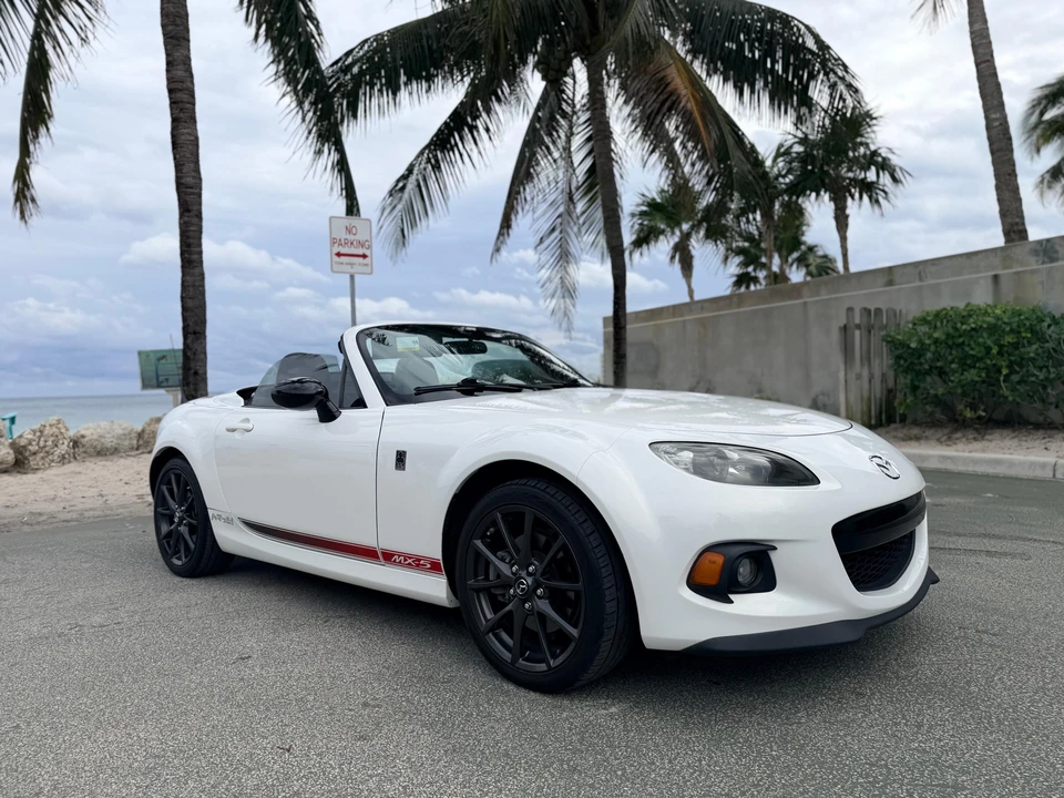 2014 Mazda NC MX-5 Miata - Image 19 of 31