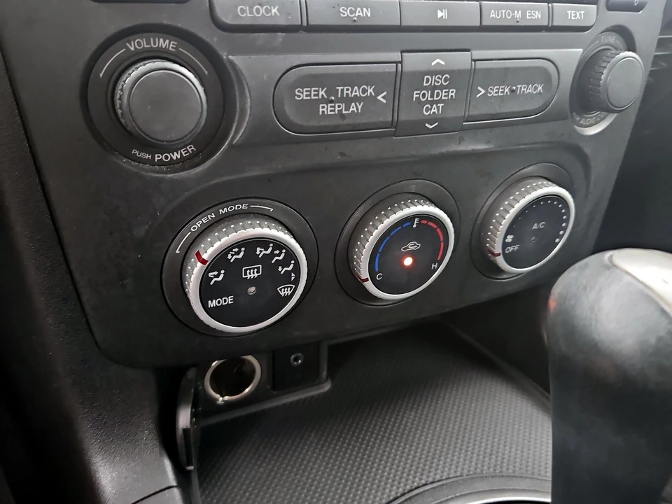 2014 Mazda NC MX-5 Miata - Image 16 of 23
