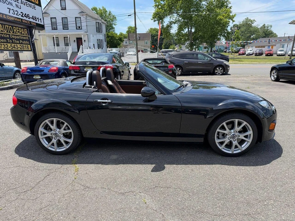 2014 Mazda NC MX-5 Miata - Image 19 of 30