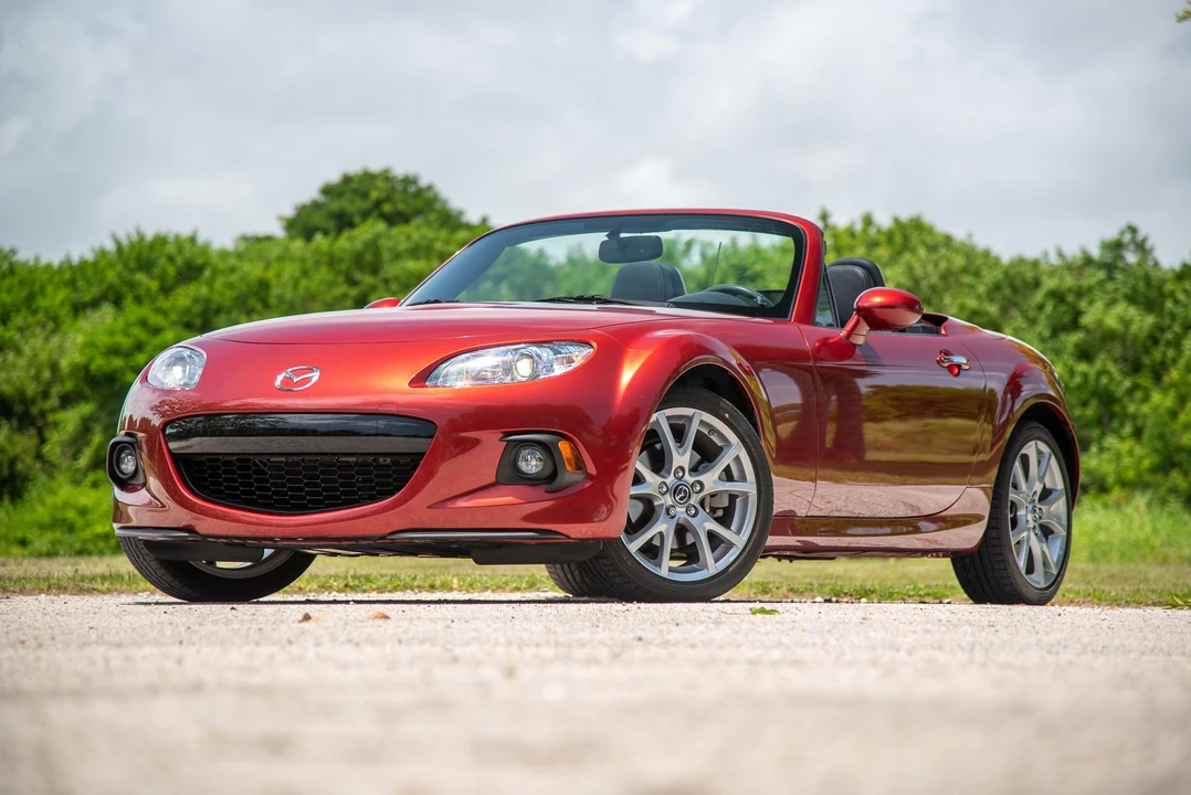 2014 Mazda NC MX-5 Miata - Image 8 of 31