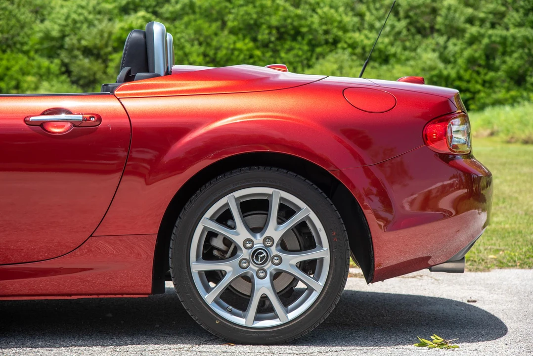 2014 Mazda NC MX-5 Miata - Image 24 of 31