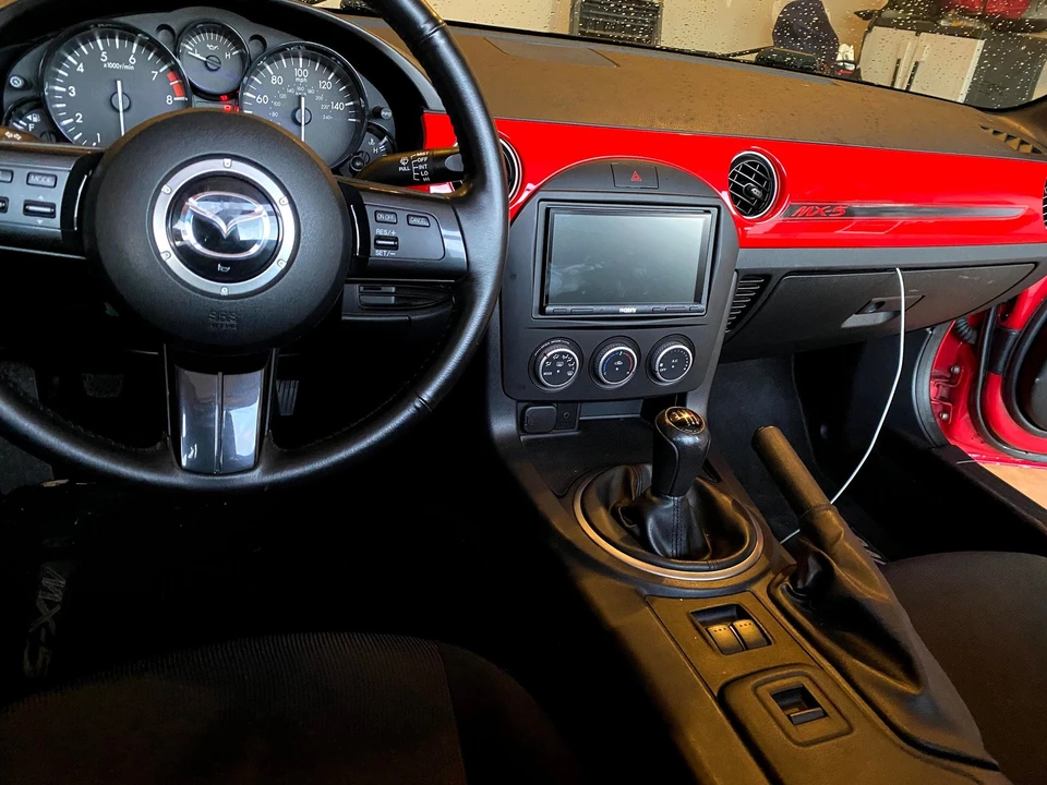2014 Mazda NC MX-5 Miata - Image 5 of 5
