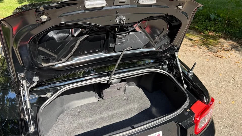 2014 Mazda NC MX-5 Miata - Image 19 of 20