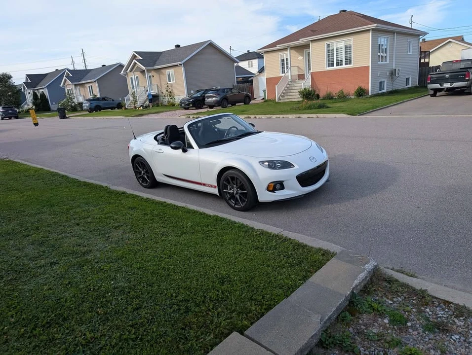 2014 Mazda NC MX-5 Miata - Image 9 of 11