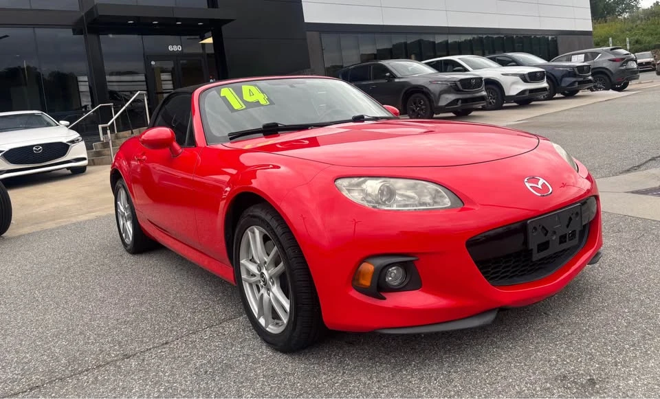 2014 Mazda NC MX-5 Miata - Image 3 of 10