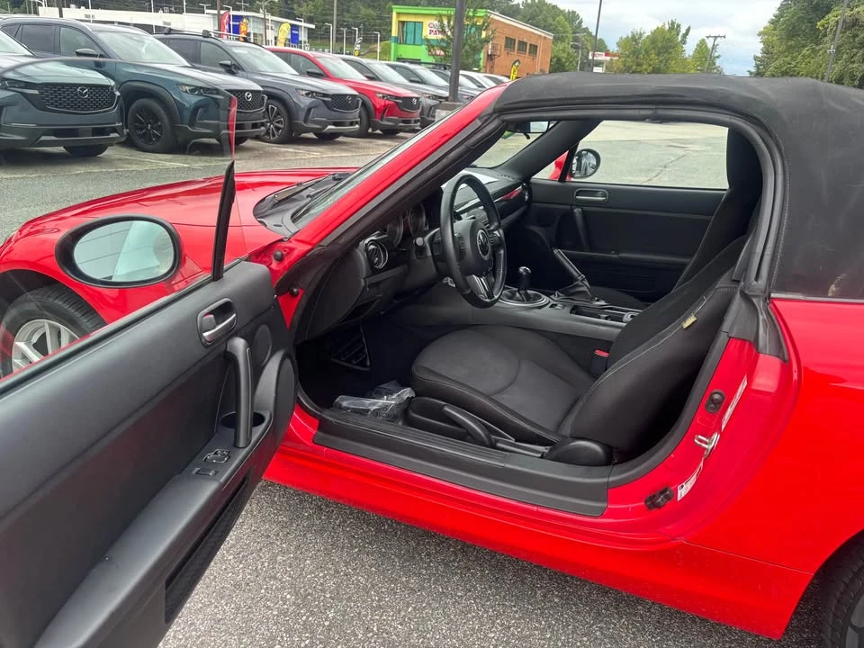 2014 Mazda NC MX-5 Miata - Image 6 of 10