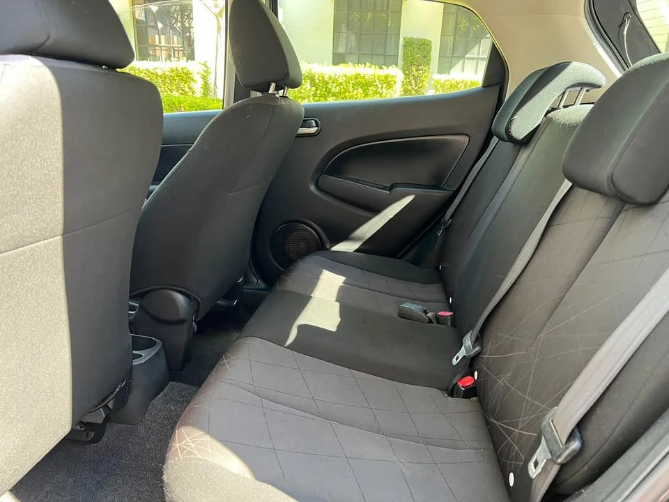 2014 Mazda Mazda 2 2nd Gen - Image 12 of 15