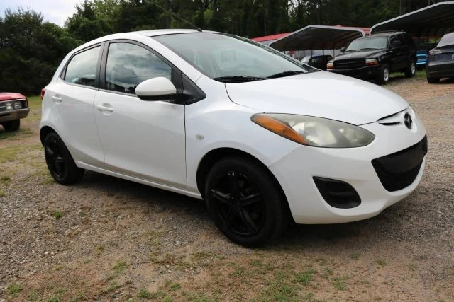 2014 Mazda Mazda 2 2nd Gen - Image 7 of 12