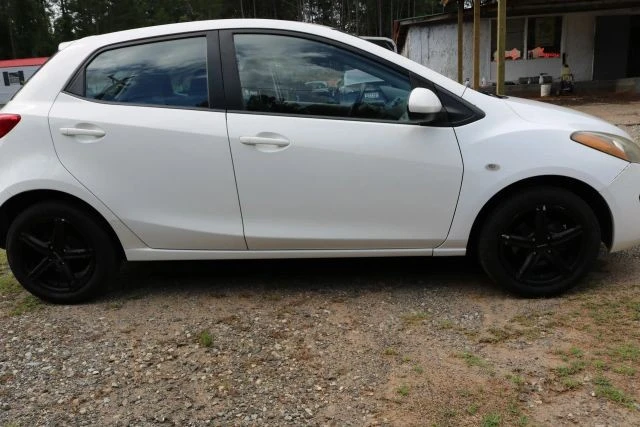 2014 Mazda Mazda 2 2nd Gen - Image 6 of 13
