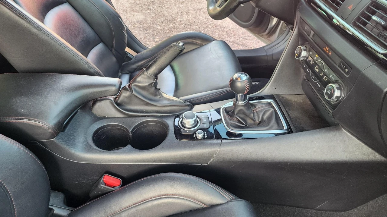 2014 Mazda Mazda 3 3rd Gen - Image 15 of 21