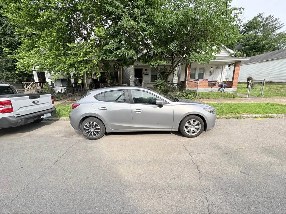 2014 Mazda Mazda 3 3rd Gen - Image 2 of 4