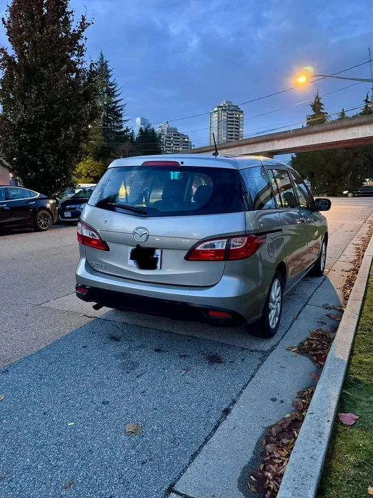 2014 Mazda Mazda 5 - Image 2 of 15
