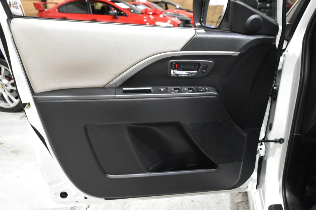 2014 Mazda Mazda 5 - Image 12 of 12