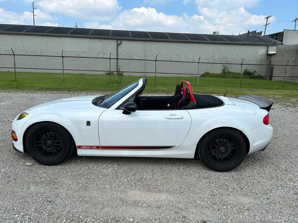 2014 Mazda NC MX-5 Miata - Image 4 of 10