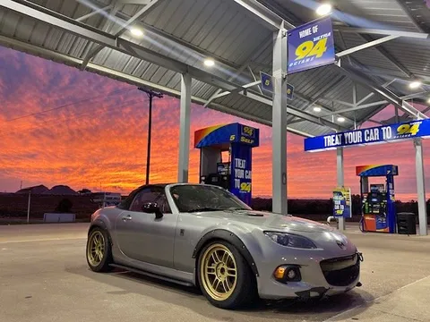 2014 Mazda MX-5 Miata Club Edition