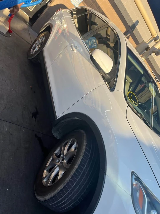 2014 Mazda CX-9 - Image 2 of 10
