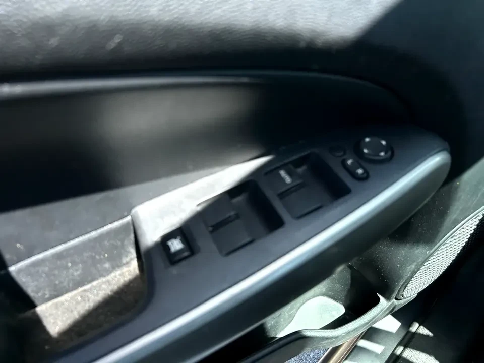 2014 Mazda Mazda 2 2nd Gen - Image 11 of 19