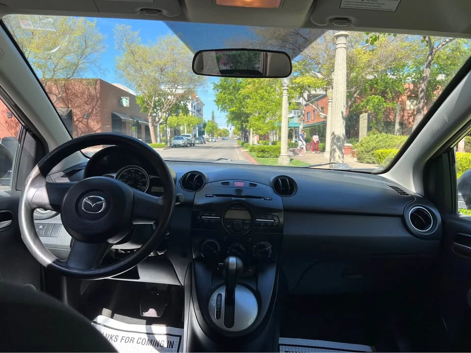 2014 Mazda Mazda 2 2nd Gen - Image 10 of 12