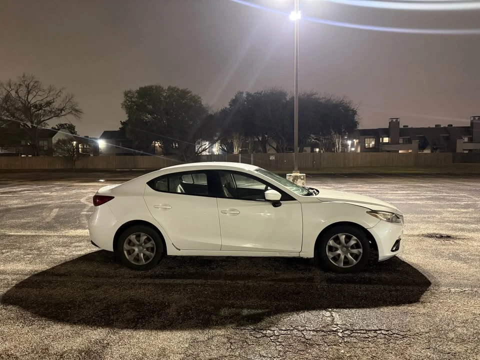2014 Mazda Mazda 3 3rd Gen - Image 4 of 9
