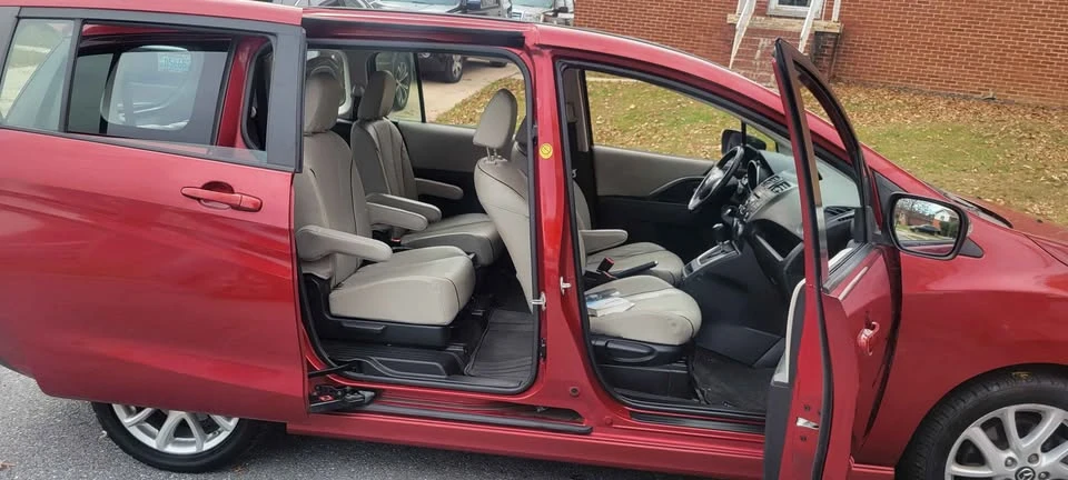 2014 Mazda Mazda 5 - Image 10 of 20