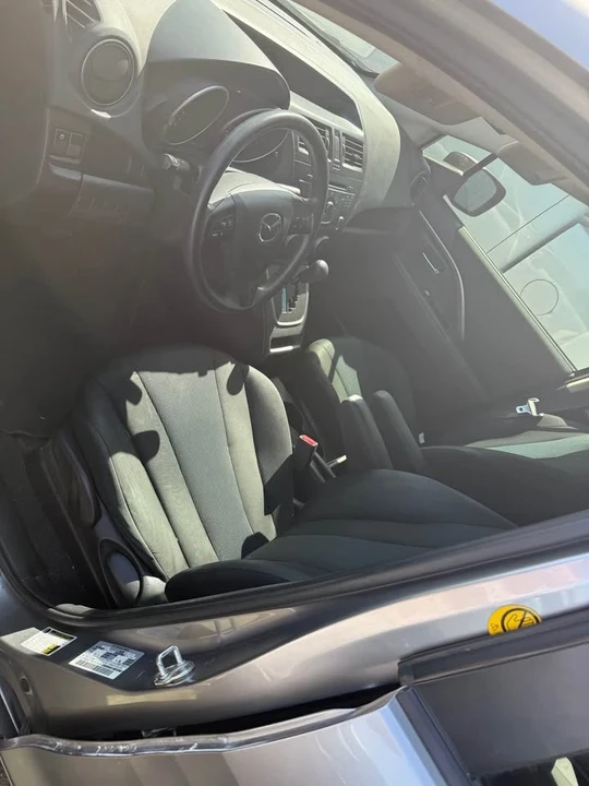 2014 Mazda Mazda 5 - Image 3 of 6
