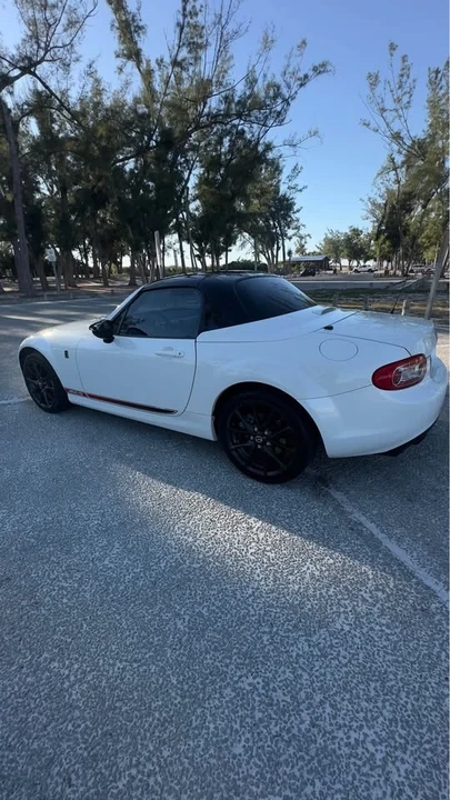 2014 Mazda NC MX-5 Miata - Image 3 of 16
