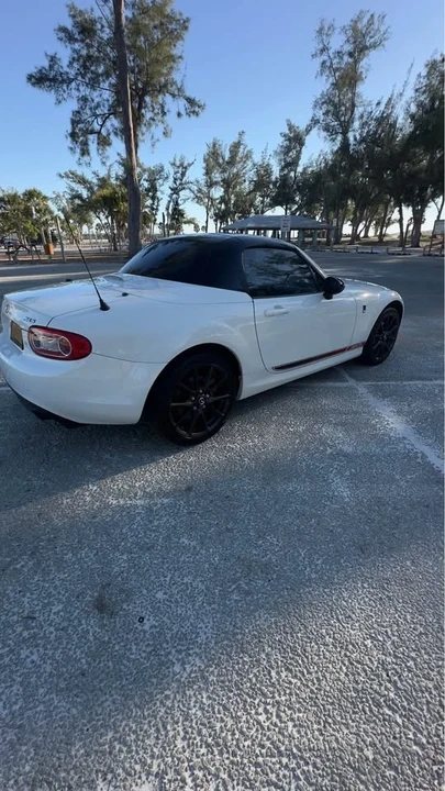 2014 Mazda NC MX-5 Miata - Image 4 of 16