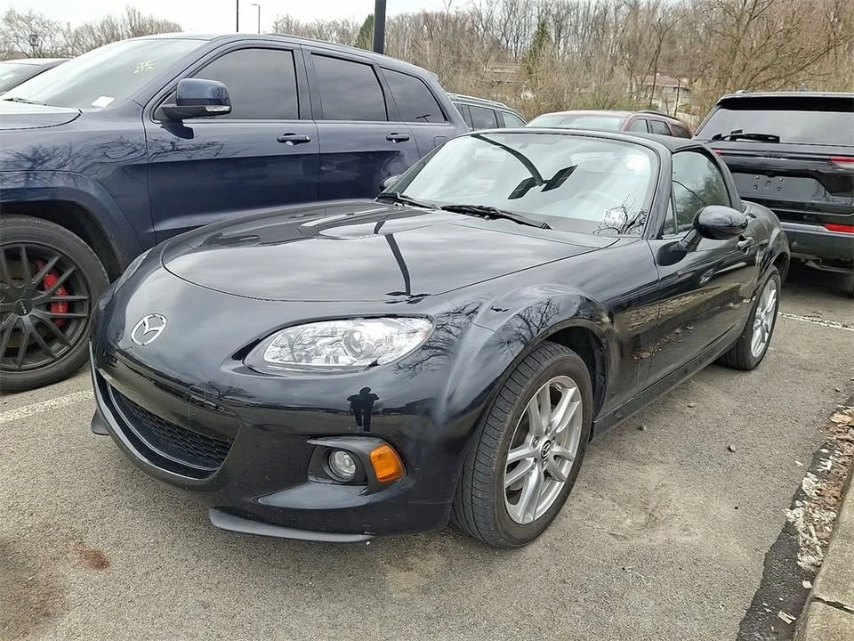 2014 Mazda NC MX-5 Miata - Image 3 of 4