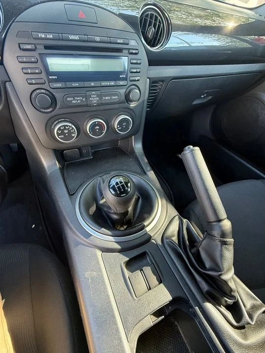 2014 Mazda NC MX-5 Miata - Image 8 of 9