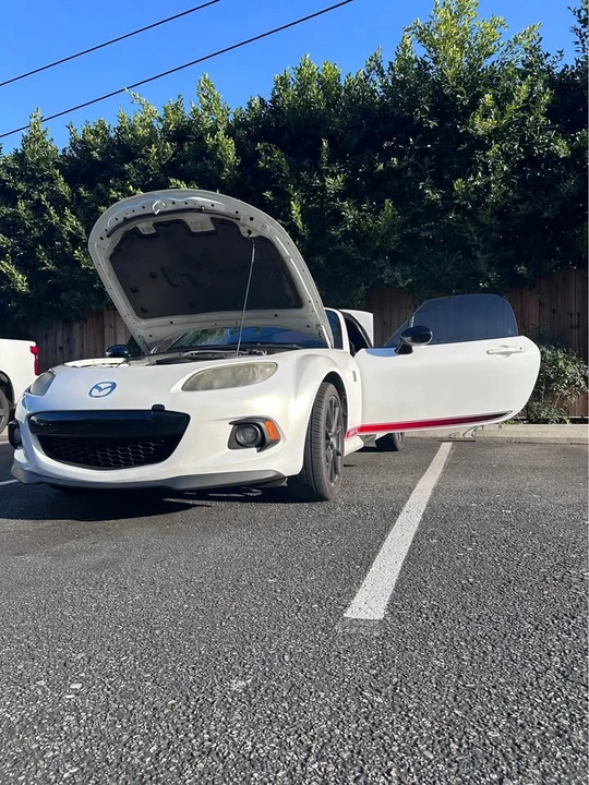 2014 Mazda NC MX-5 Miata - Image 2 of 8