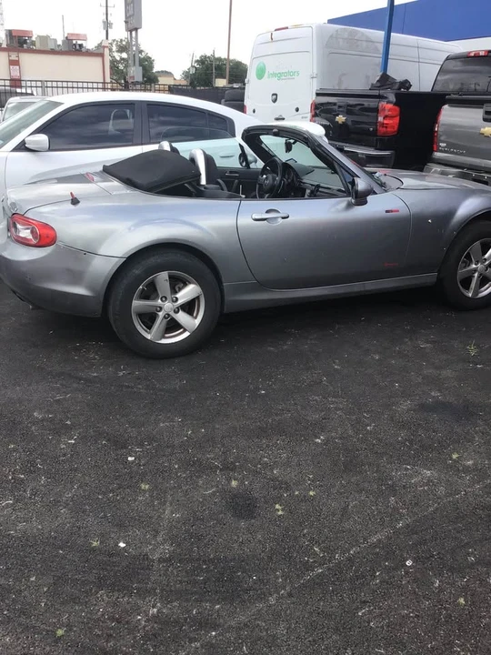 2014 Mazda NC MX-5 Miata - Image 4 of 5