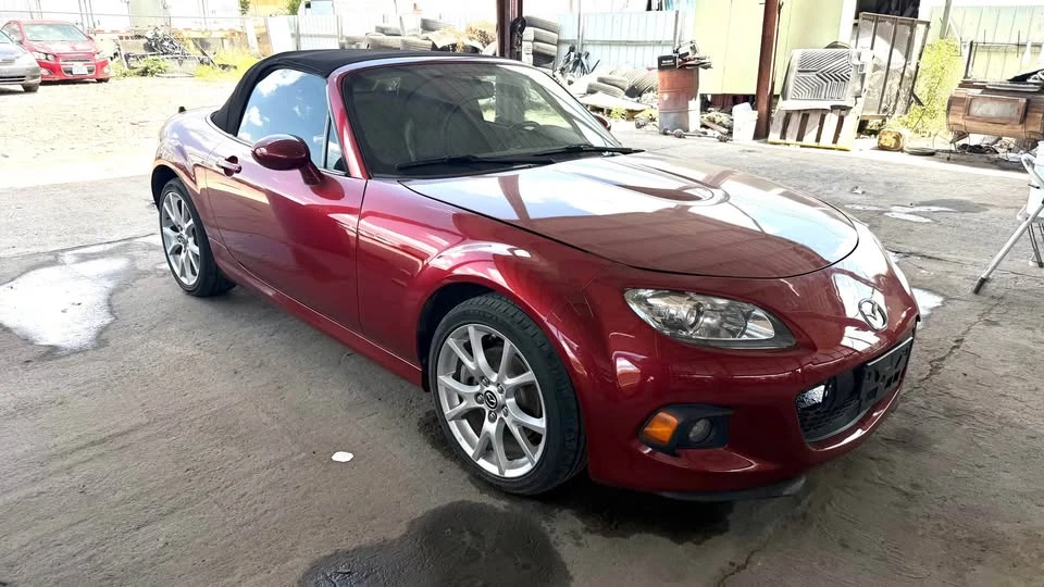 2014 Mazda NC MX-5 Miata - Image 2 of 5