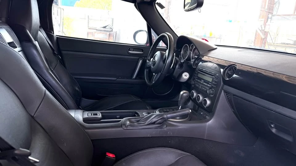 2014 Mazda NC MX-5 Miata - Image 5 of 5