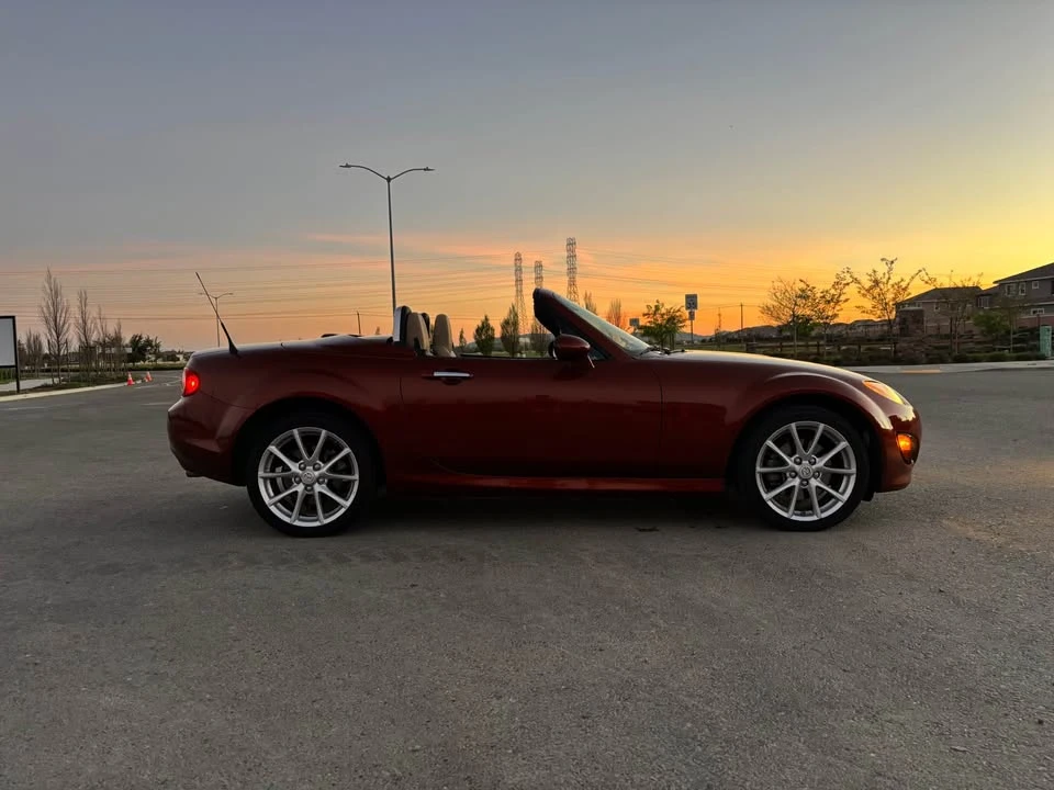 2014 Mazda NC MX-5 Miata - Image 5 of 9