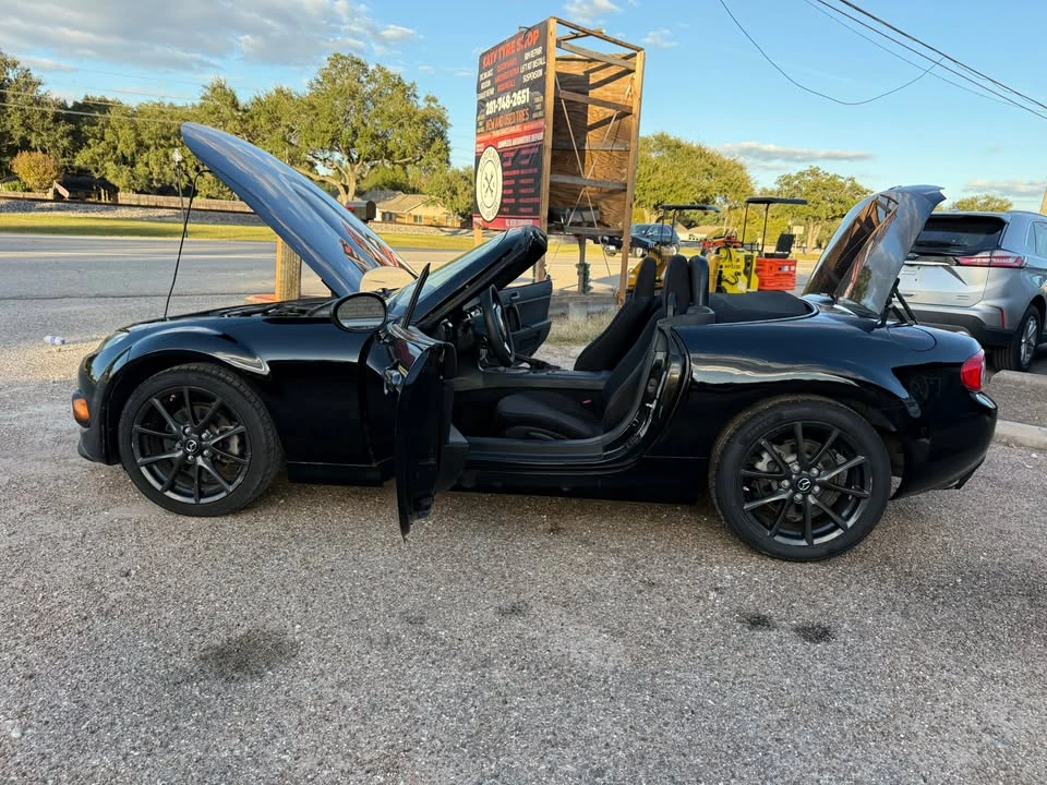 2014 Mazda NC MX-5 Miata - Image 12 of 17