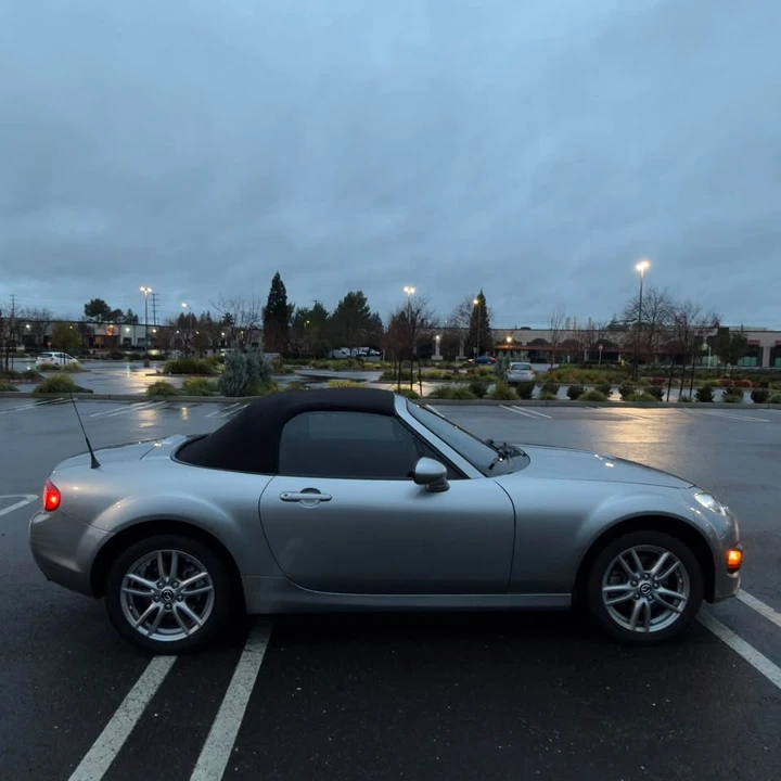 2014 Mazda NC MX-5 Miata - Image 8 of 19