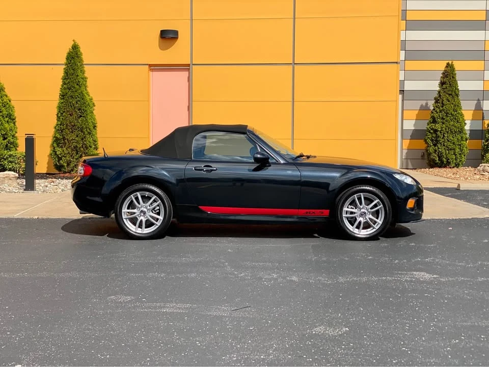 2014 Mazda NC MX-5 Miata - Image 2 of 20