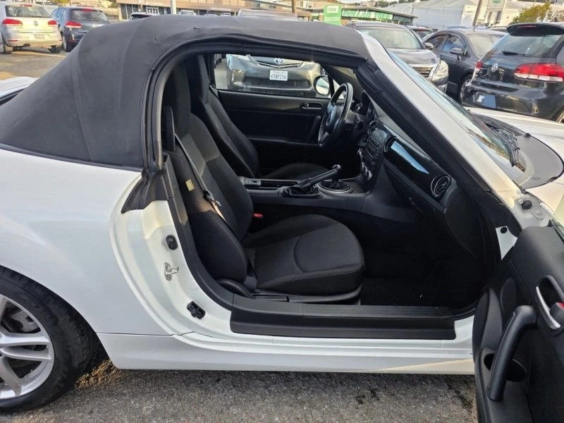 2014 Mazda NC MX-5 Miata - Image 10 of 17
