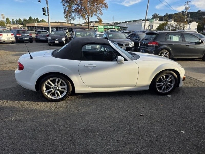 2014 Mazda NC MX-5 Miata - Image 2 of 17