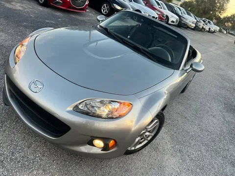 2014 Mazda MX-5 Miata Sport