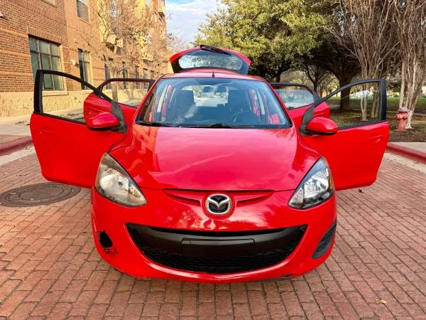 2014 Mazda Mazda 2 2nd Gen - Image 9 of 15