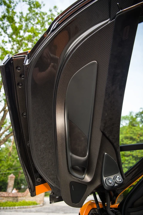 2014 McLaren P1 - Image 11 of 31