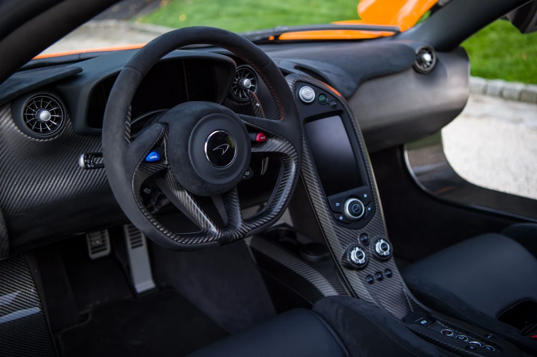 2014 McLaren P1 - Image 9 of 31